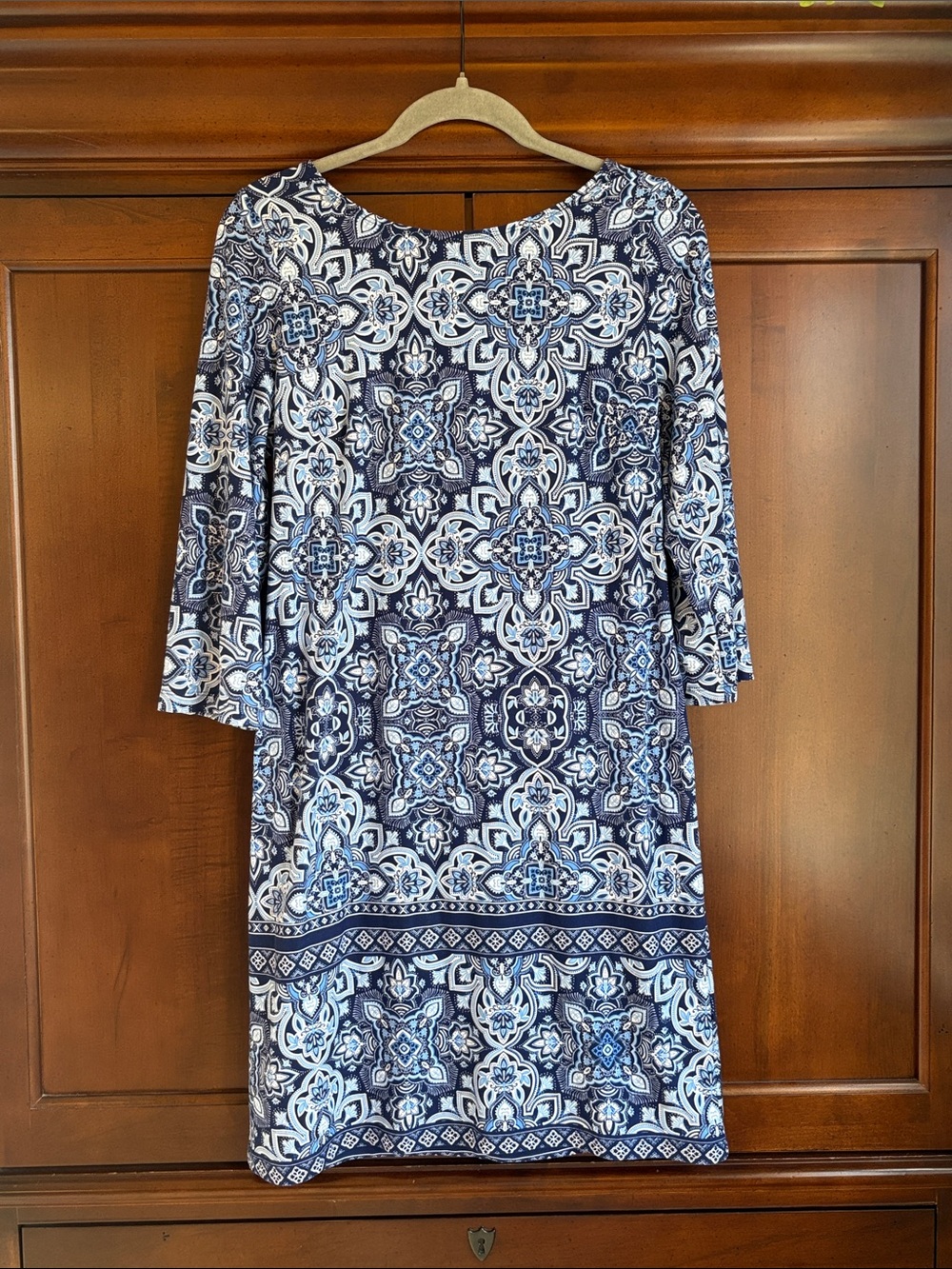 Apt. 9 Blue and White Medallion Print Shift Dress